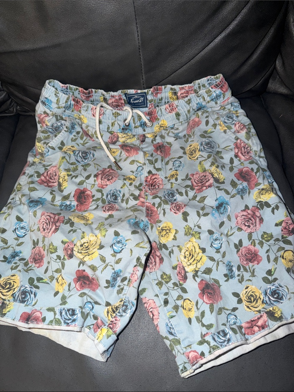 Forever 21 Men's Light Blue Floral Drawstring Shorts size large